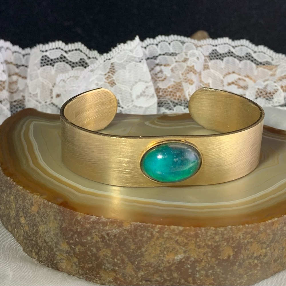 Unique Vintage Gold Cuff Bracelet Mood Bracelet